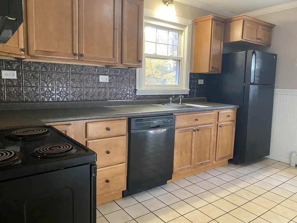646 Court Street Keene NH 03431