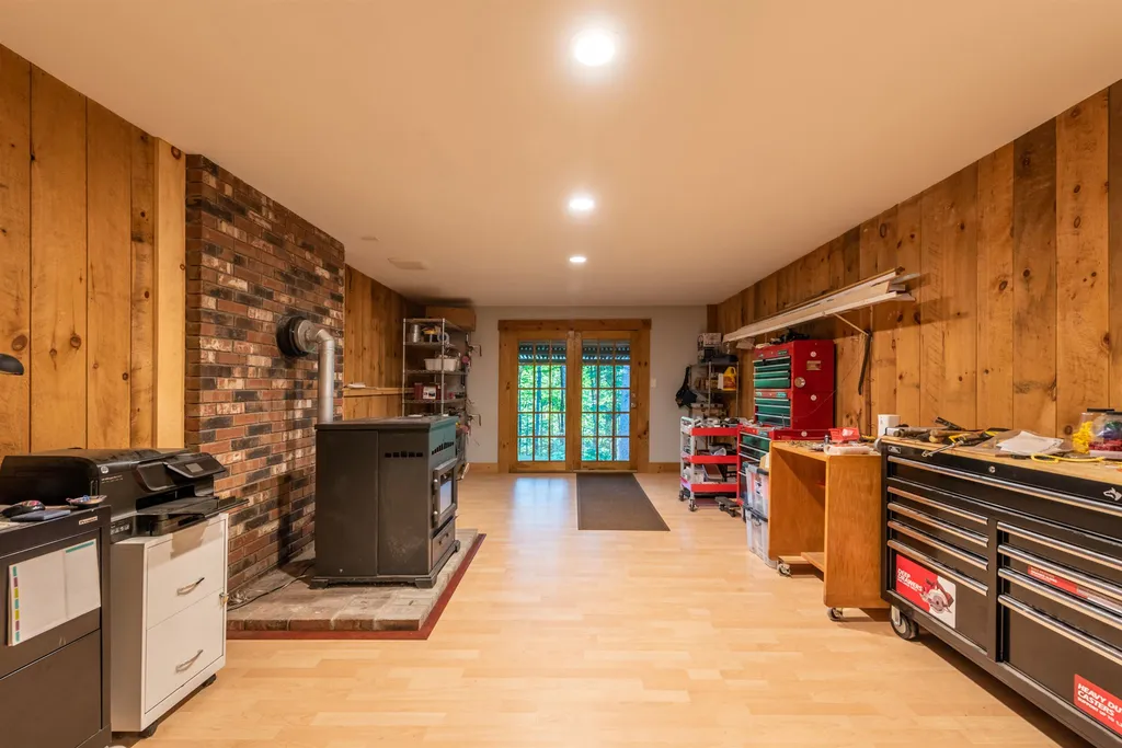 73 Draper Mill Road Grantham NH 03753