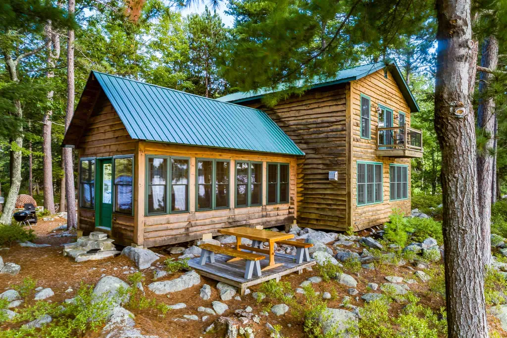 27 Mark Island Gilford NH 03249