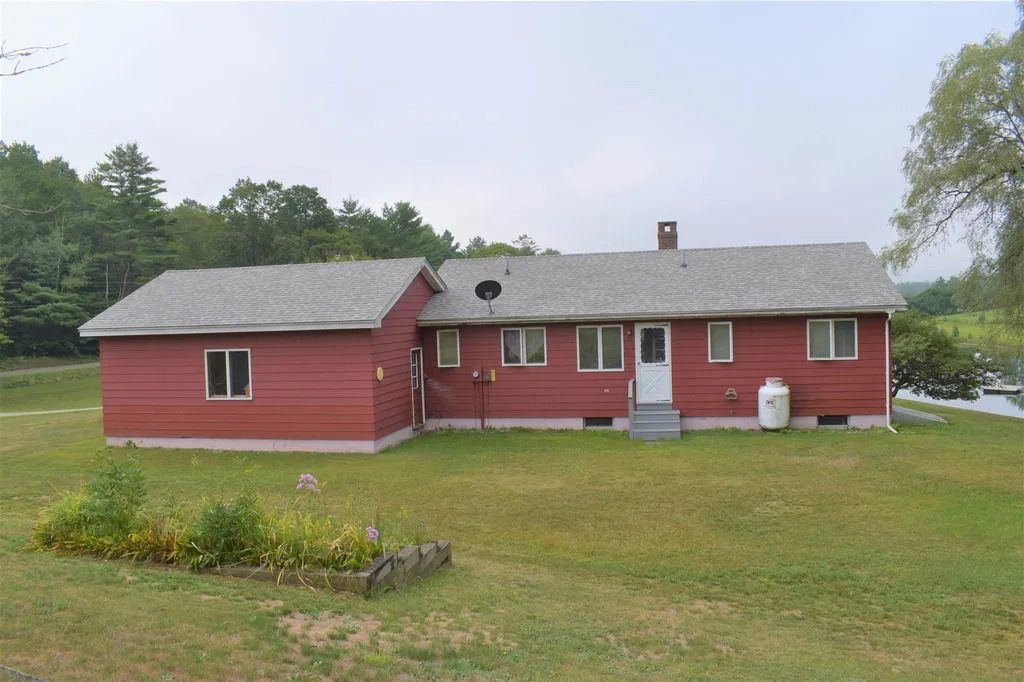 1938 Godfrey Road Thetford VT 05043