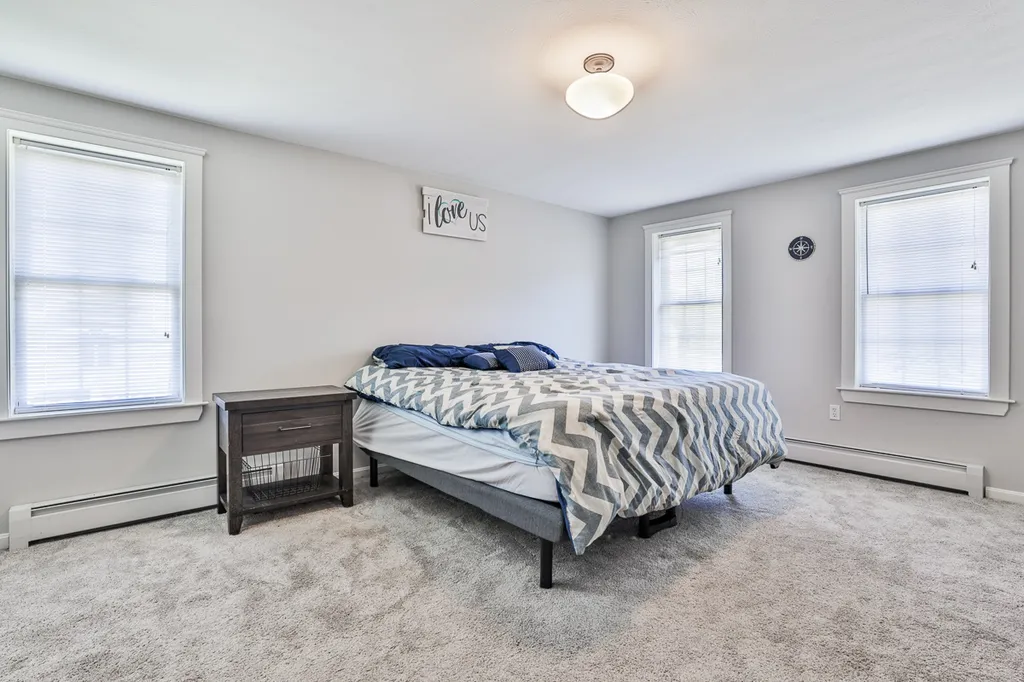 7 Harmony Road Deerfield NH 03037
