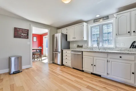 7 Harmony Road Deerfield NH 03037