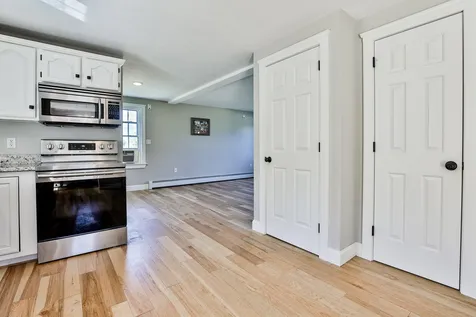 7 Harmony Road Deerfield NH 03037