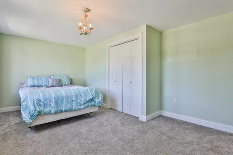 7 Harmony Road Deerfield NH 03037