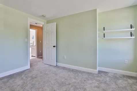 7 Harmony Road Deerfield NH 03037