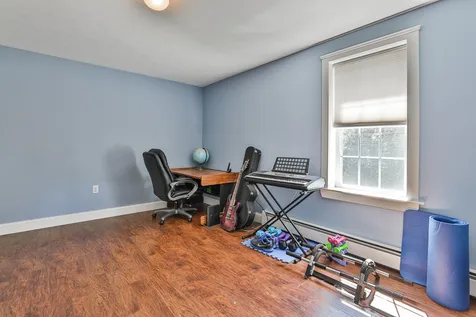 7 Harmony Road Deerfield NH 03037
