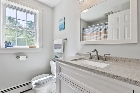 7 Harmony Road Deerfield NH 03037