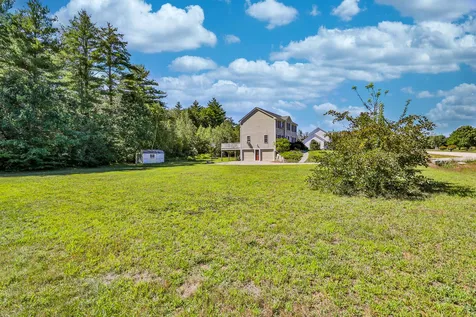 7 Harmony Road Deerfield NH 03037
