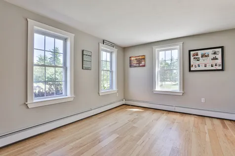 7 Harmony Road Deerfield NH 03037