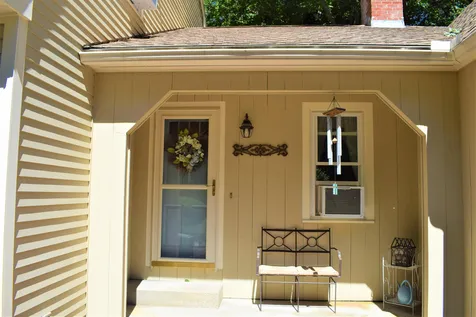 10 Ridgewood Drive Kingston NH 03848