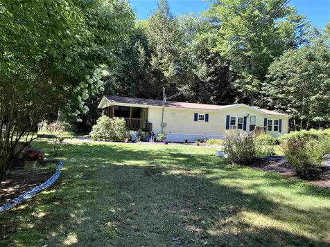 27 Raccoon Alley Hillsborough NH 03244
