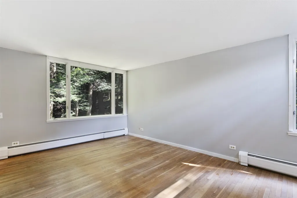 10 Pine Drive Hanover NH 03755