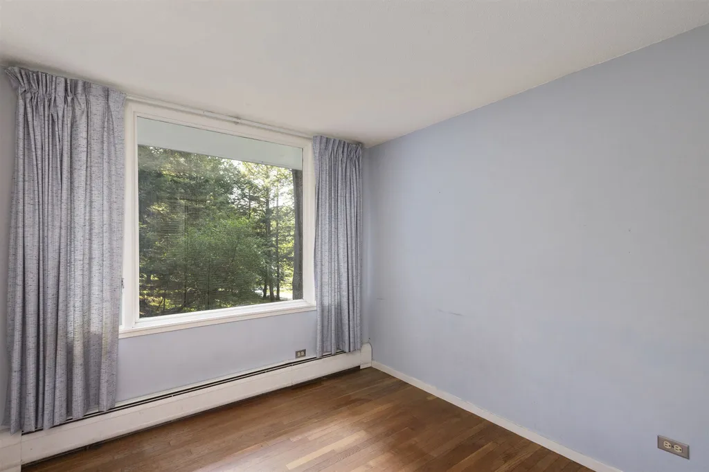 10 Pine Drive Hanover NH 03755