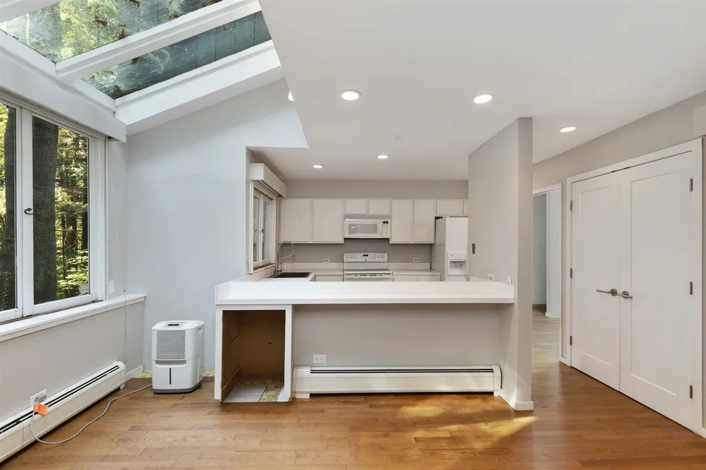 10 Pine Drive Hanover NH 03755