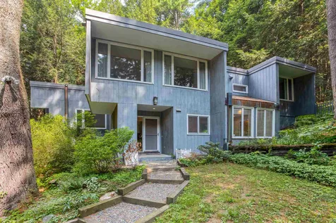 10 Pine Drive Hanover NH 03755