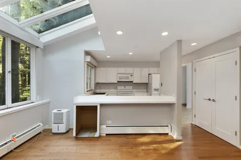10 Pine Drive Hanover NH 03755
