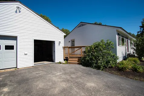 4 Anagance Lane Wolfeboro NH 03894