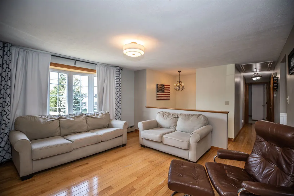 546 Brent Street Manchester NH 03103