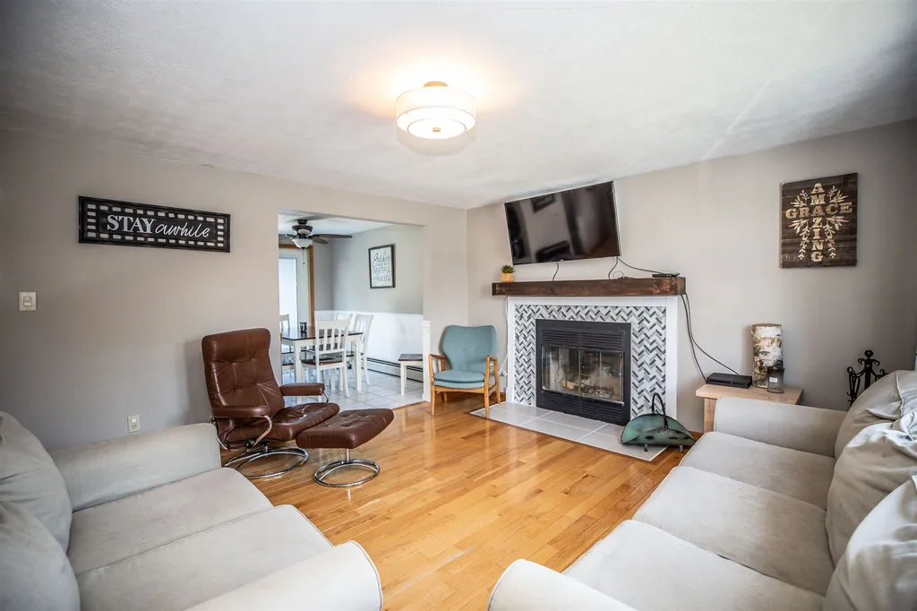 546 Brent Street Manchester NH 03103
