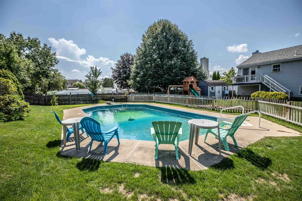 546 Brent Street Manchester NH 03103