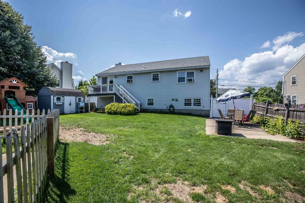 546 Brent Street Manchester NH 03103
