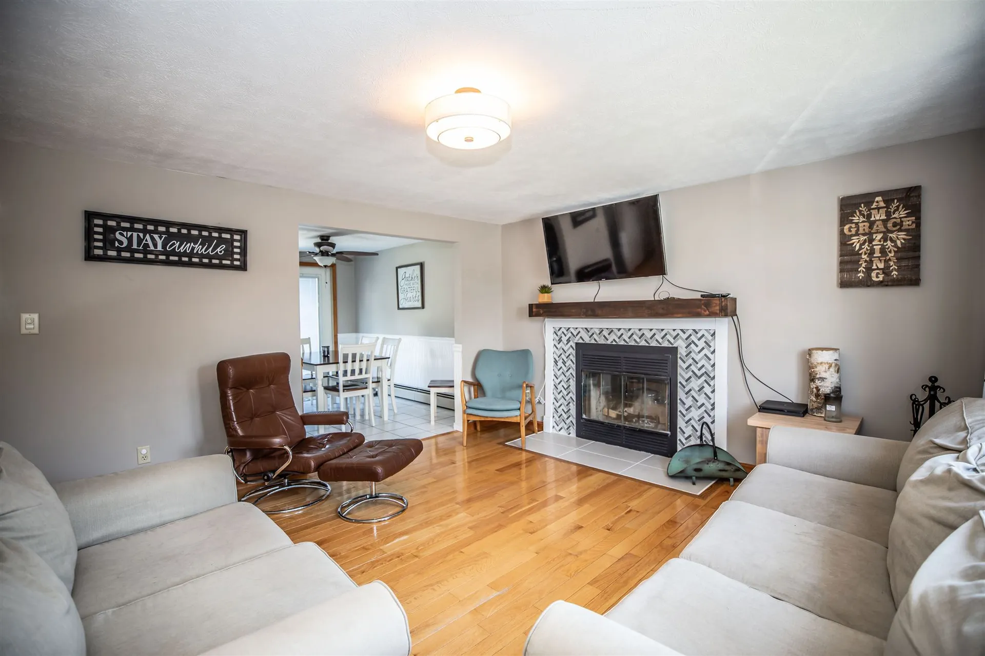 546 Brent Street Manchester NH 03103