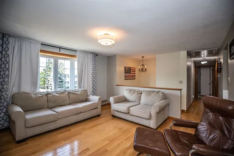 546 Brent Street Manchester NH 03103