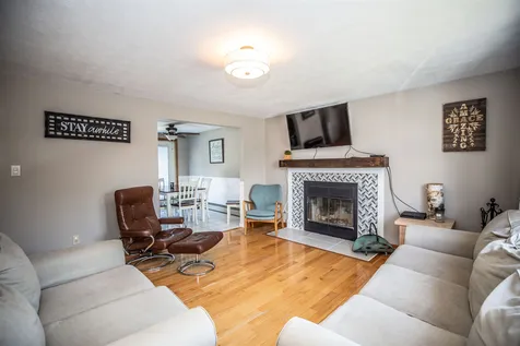 546 Brent Street Manchester NH 03103