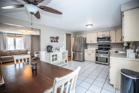 546 Brent Street Manchester NH 03103