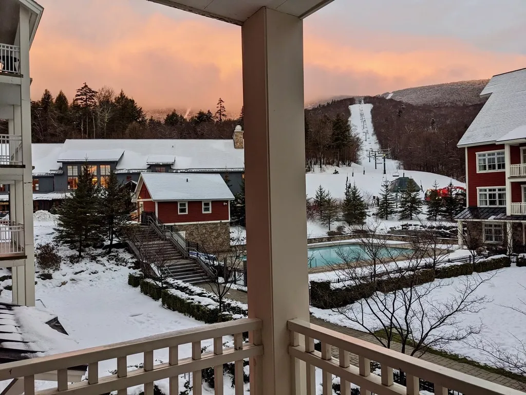102 Forest 207 / Ii Drive Warren VT 05674
