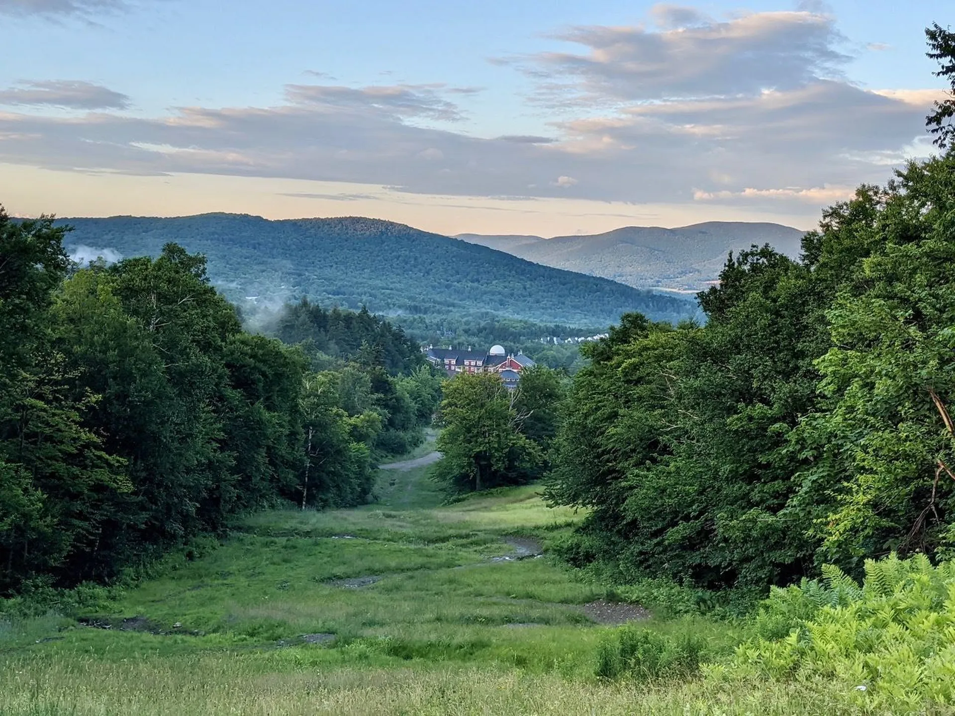 102 Forest 207 / Ii Drive Warren VT 05674