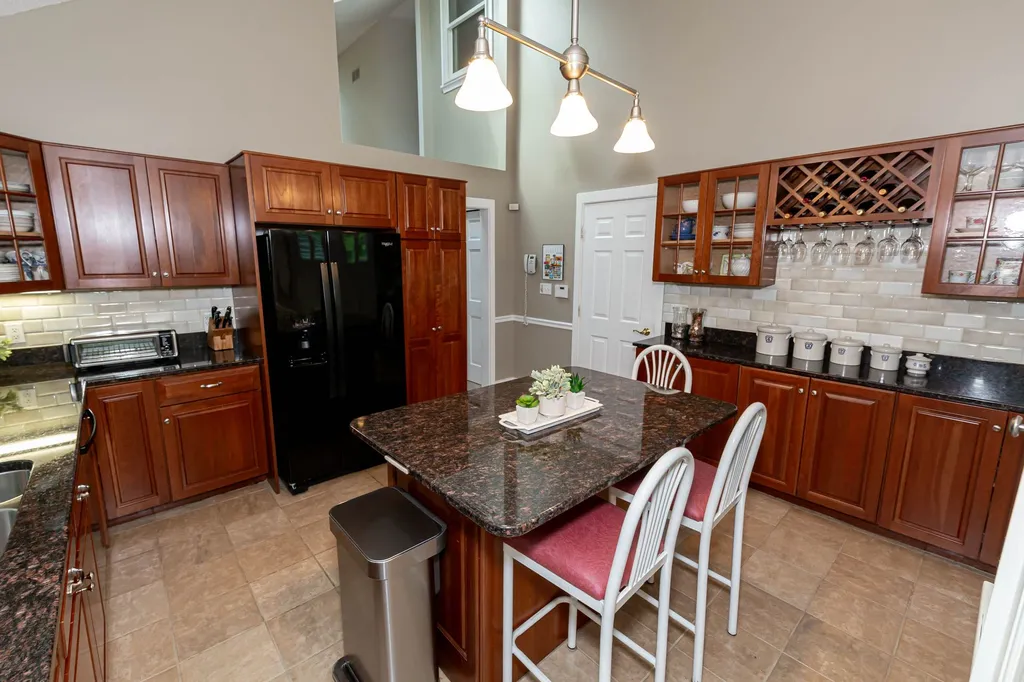 4 Green Heron Lane Nashua NH 03062