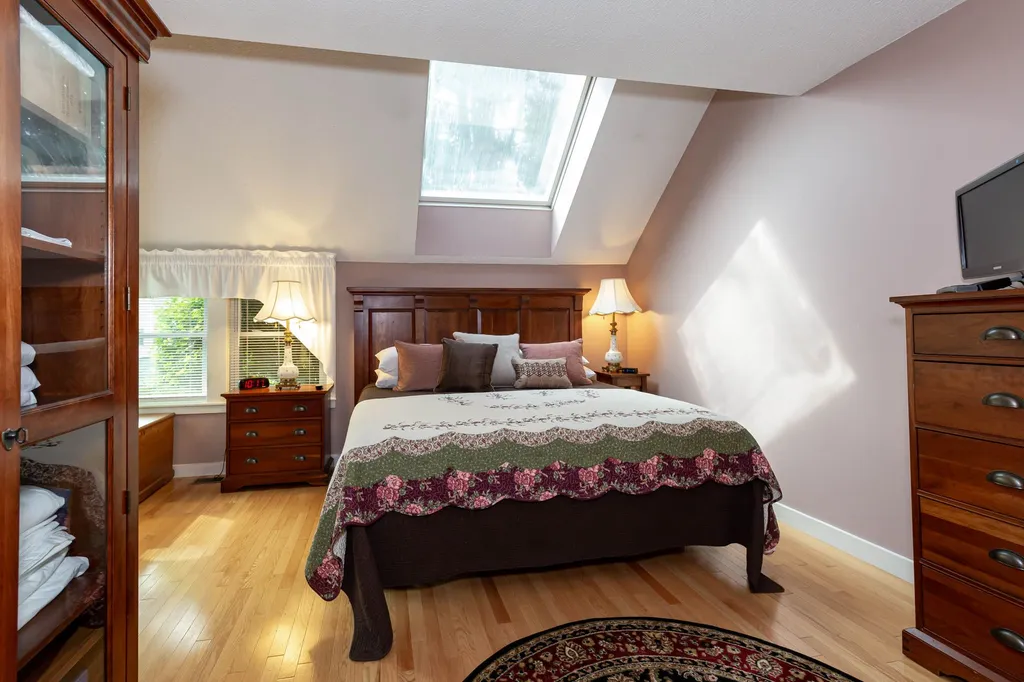 4 Green Heron Lane Nashua NH 03062