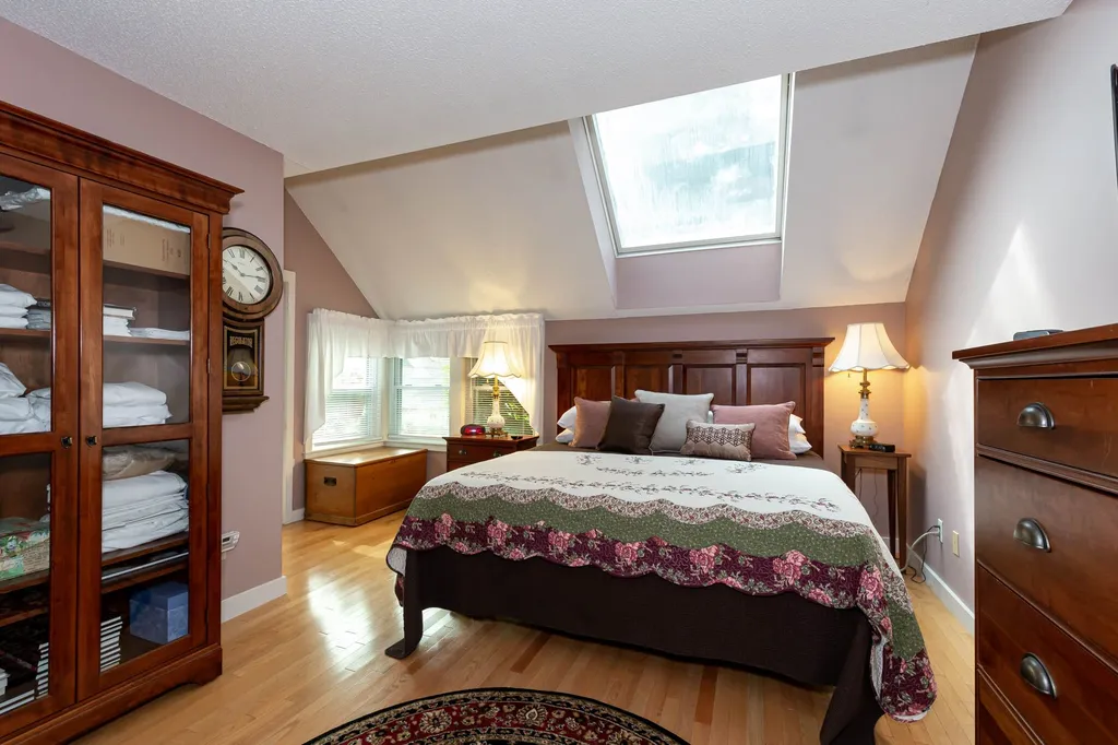 4 Green Heron Lane Nashua NH 03062