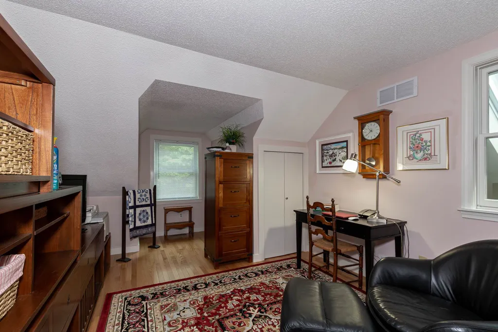 4 Green Heron Lane Nashua NH 03062