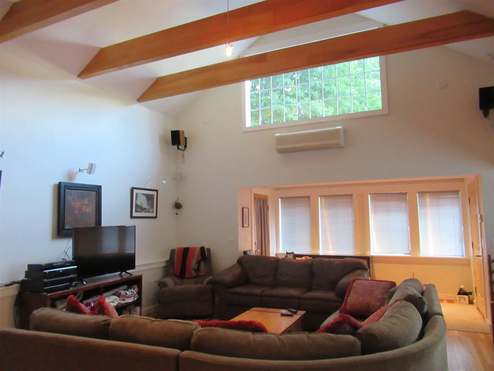 2080 U.s. Route 4 Mendon VT 05701