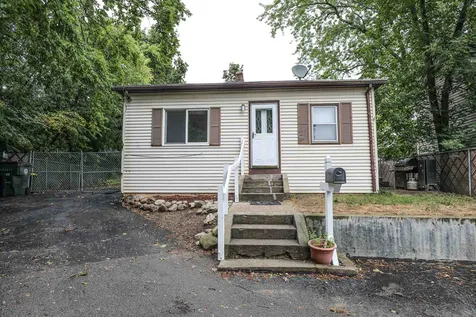 92 Garvin Avenue Manchester NH 03109