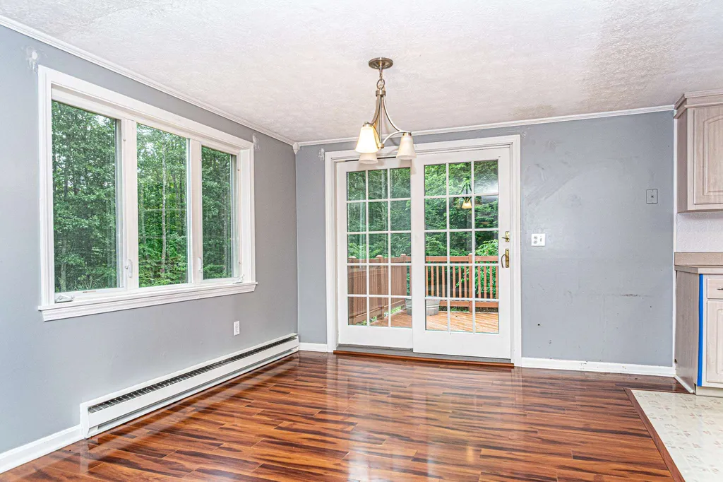 193 North Road Sandown NH 03873