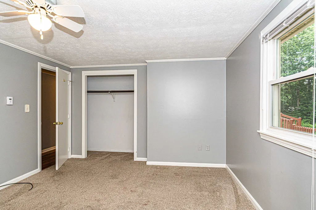 193 North Road Sandown NH 03873