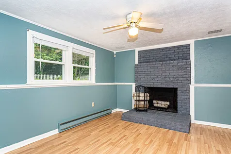 193 North Road Sandown NH 03873