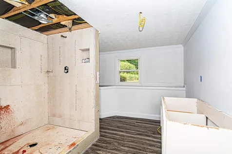 193 North Road Sandown NH 03873