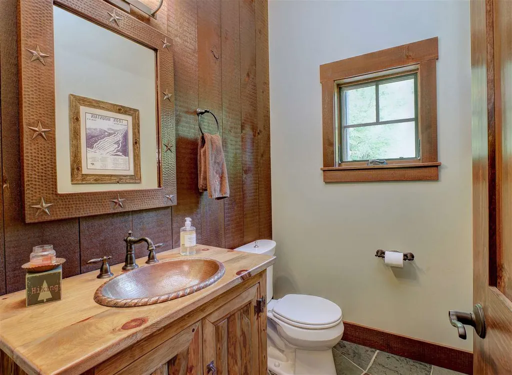 42 Crooked Mountain Road Lincoln NH 03251