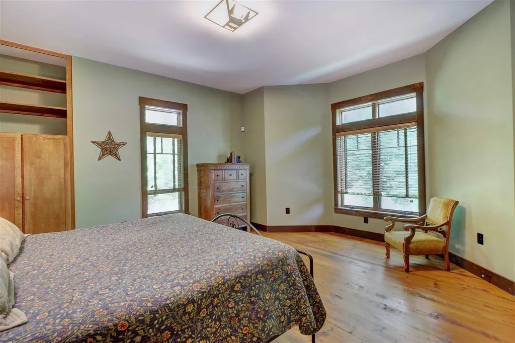 42 Crooked Mountain Road Lincoln NH 03251