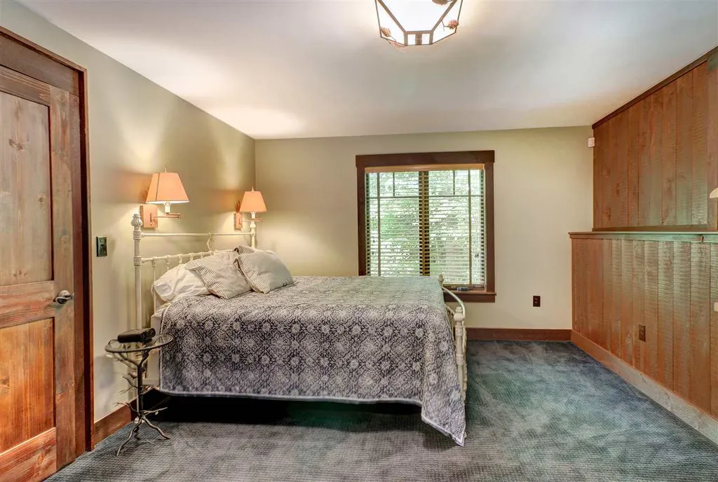 42 Crooked Mountain Road Lincoln NH 03251