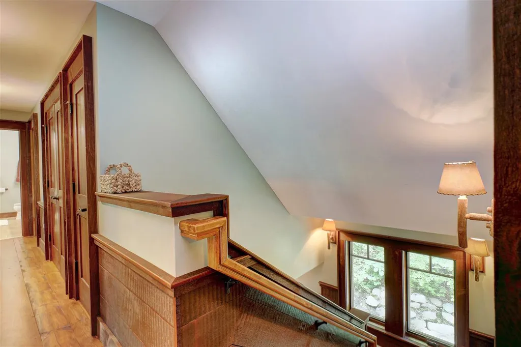 42 Crooked Mountain Road Lincoln NH 03251