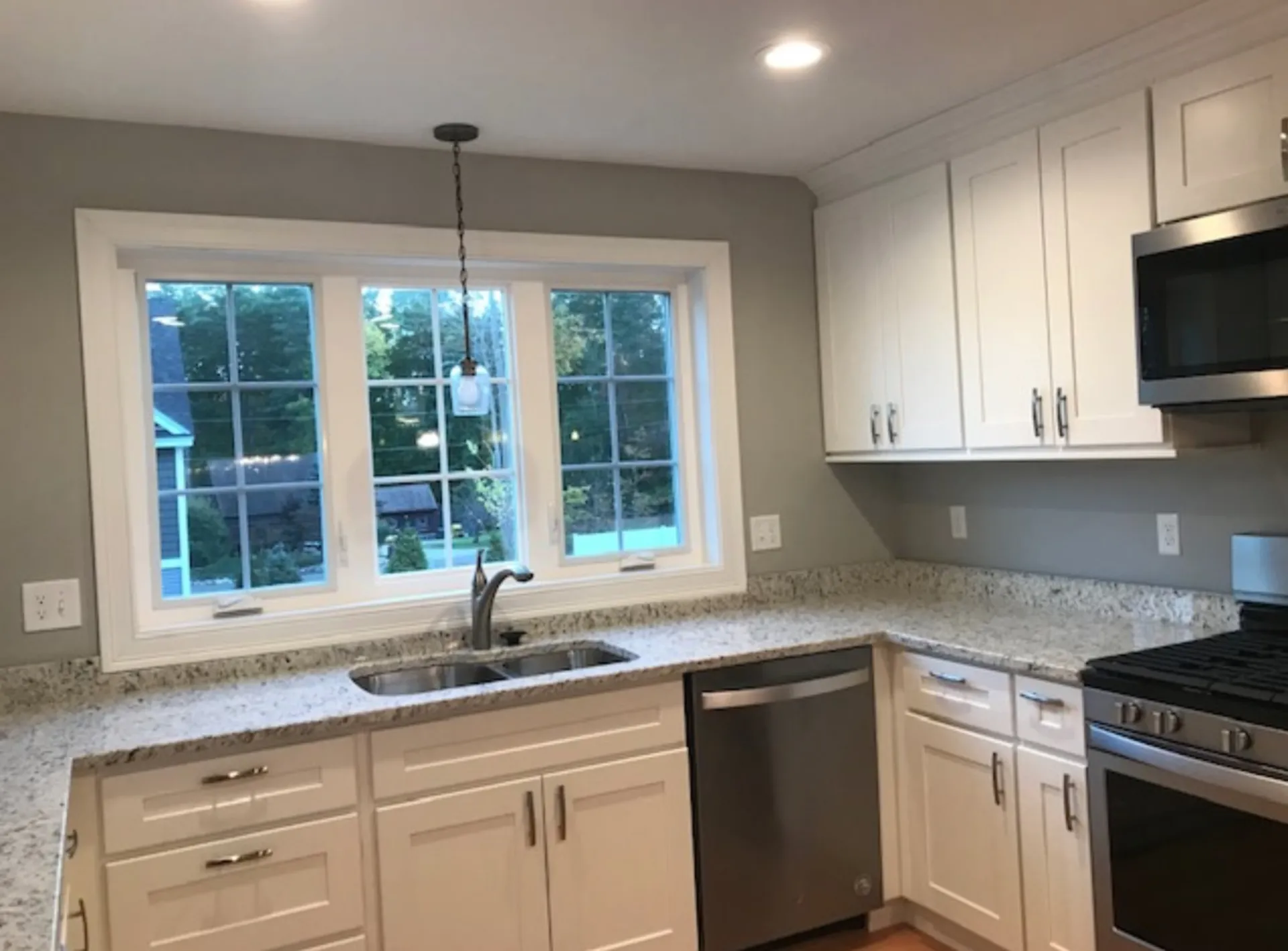 16 Cypress Circle Exeter NH 03833