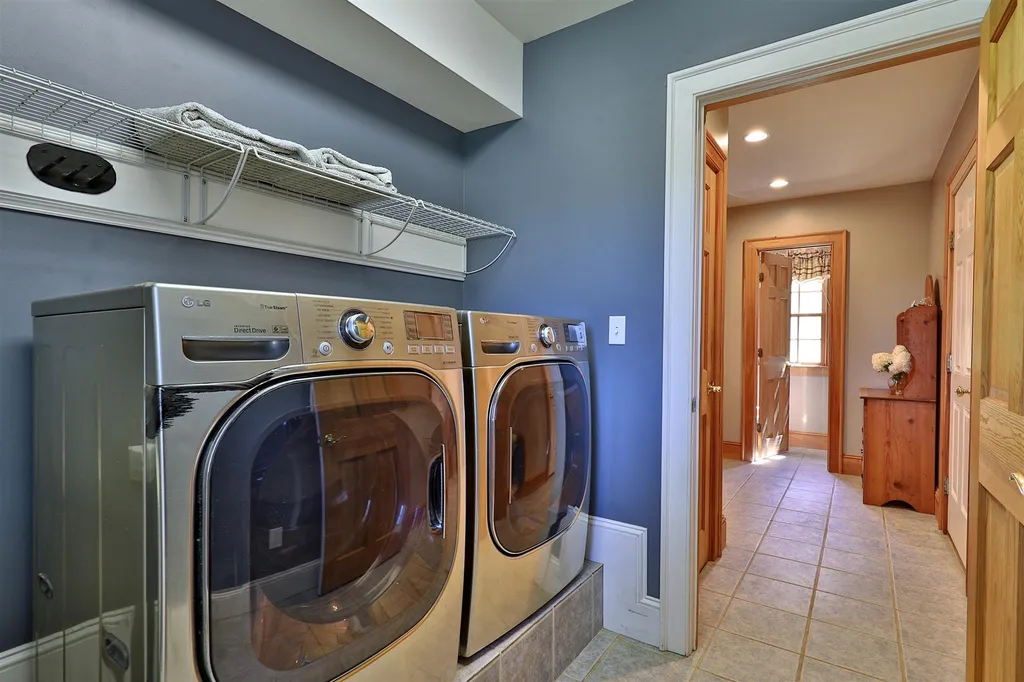 360 Bentley Drive Londonderry VT 05148