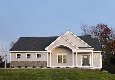 5 Treat Farm Road Stratham NH 03885