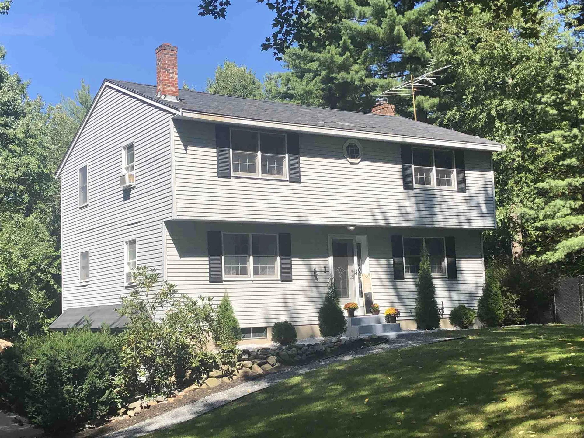 17 Gordon Avenue Pelham NH 03076