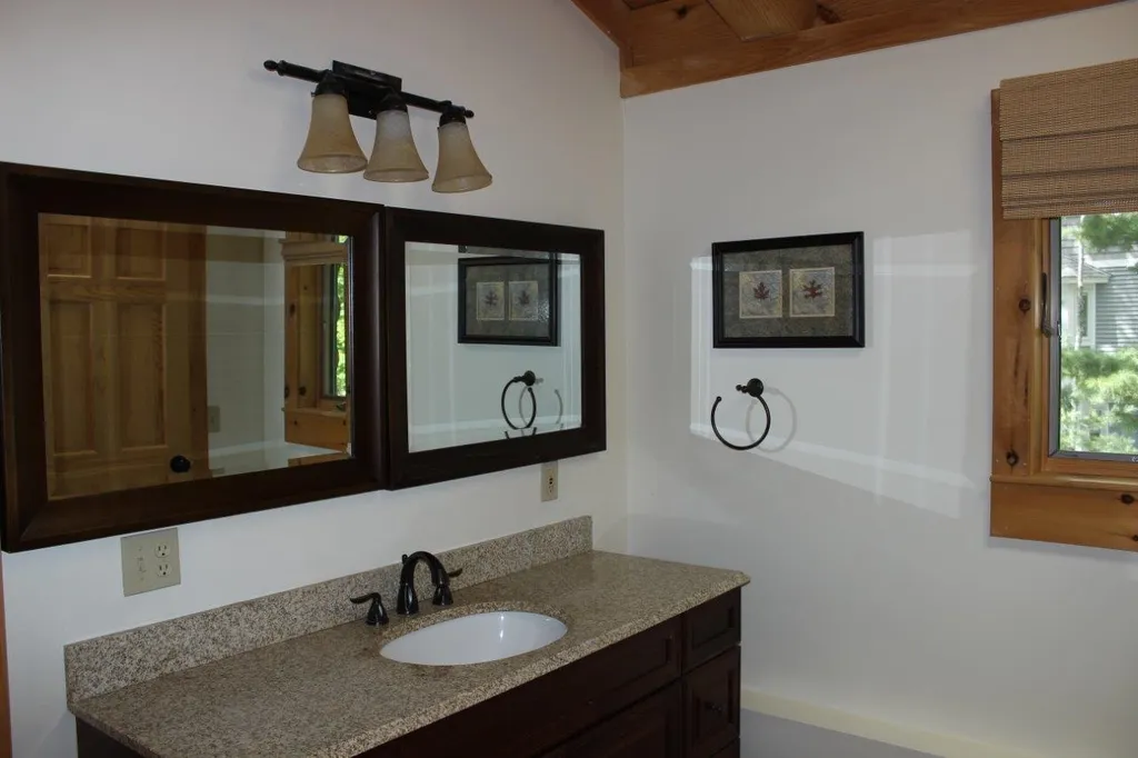127 Haverhill Street Freedom NH 03836